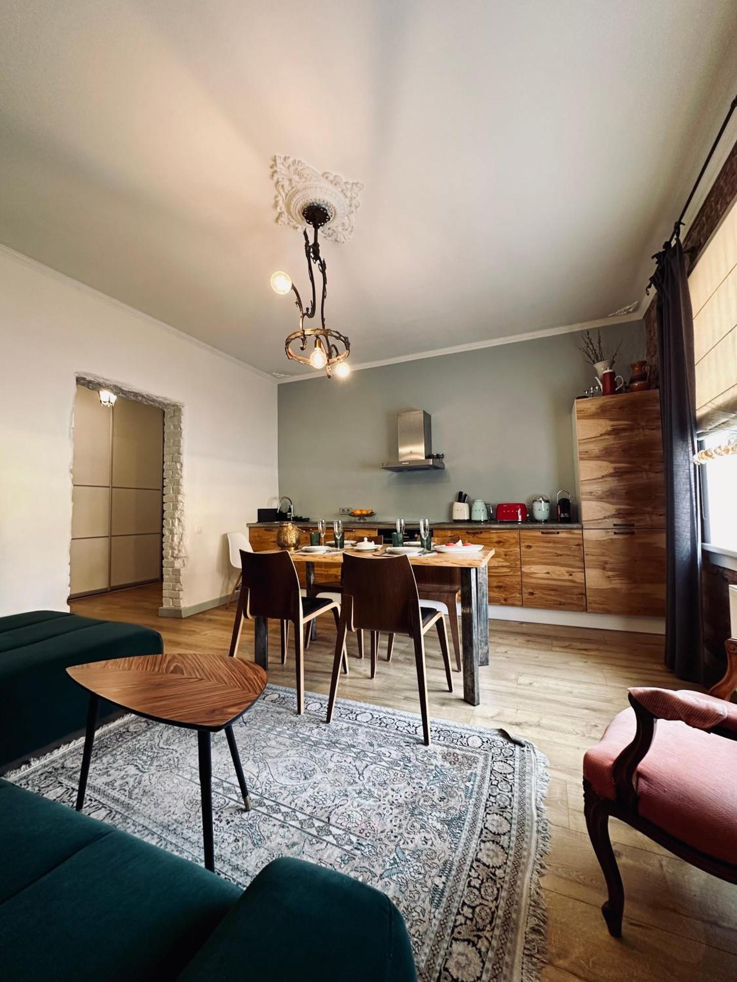 Appartement Sophisticated Art Deco Near Sea, Centre And Parks à Ventspils Extérieur photo